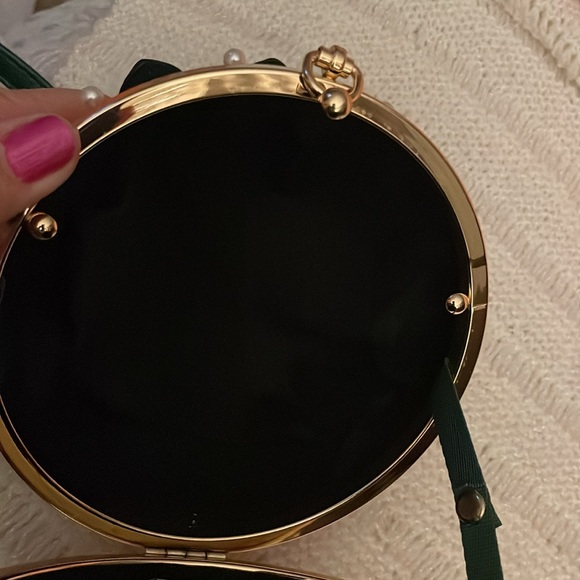 Unbranded Strawberry Shaped Wristlet,Crossbody Vegan Leather NWOT - Picture 6 of 9